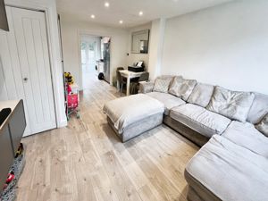 Lounge- click for photo gallery